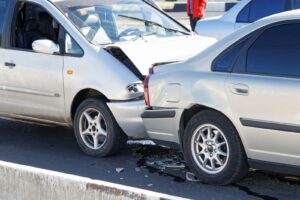 Colisão de Veículos Pequenas Causas